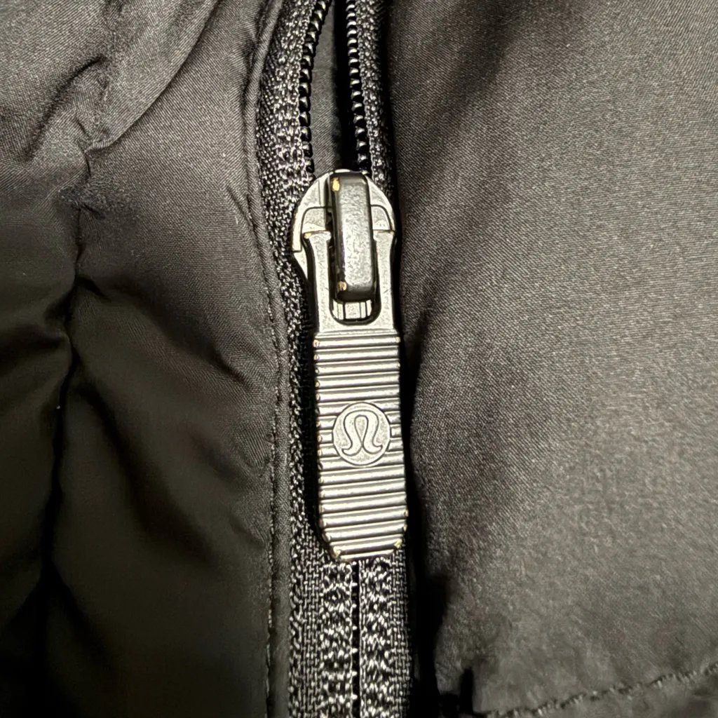 Lululemon wunder puff 600-down-fill jacket size 4 - Image 6