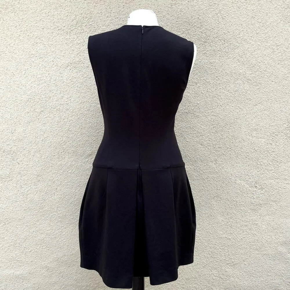 Vince Black Sleeveless Pleat Vee Dress Size 8 V-Neck - Image 9