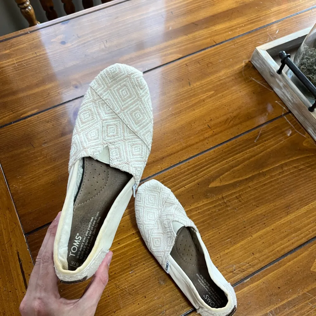 TOMS Cream Textured Slip-Ons - Image 6