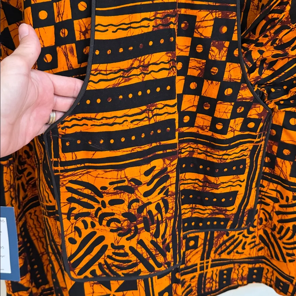 Serengeti Vibrant Orange and Black Shirt/Dress Size M - Image 6