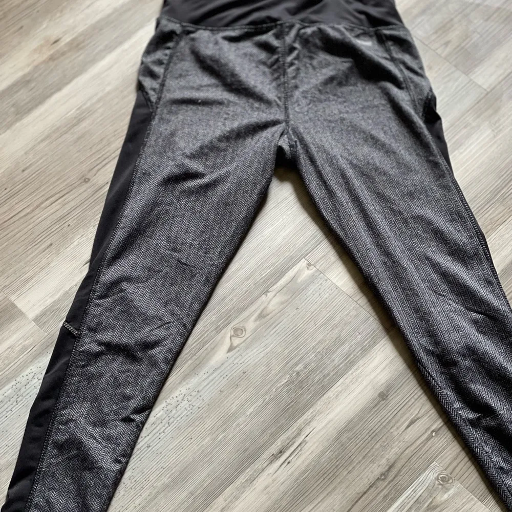 Danskin ~Juniors active wear pants - Image 5