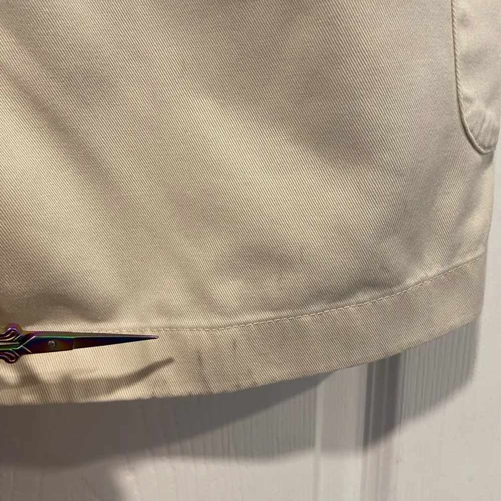 L.L. Bean Size 8 Original Fit Comfort Waist Hi Rise Cotton Khaki Cargo Shorts Tan - Image 7