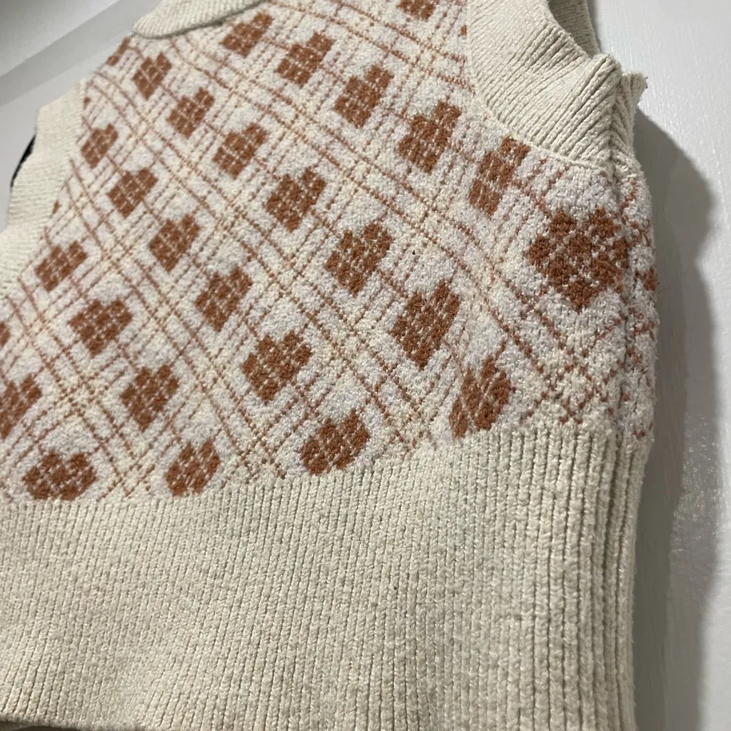 Arizona Jean Co. Preppy Brown & Cream Plaid Sleeveless V-Neck Sweater Vest - S - Image 11