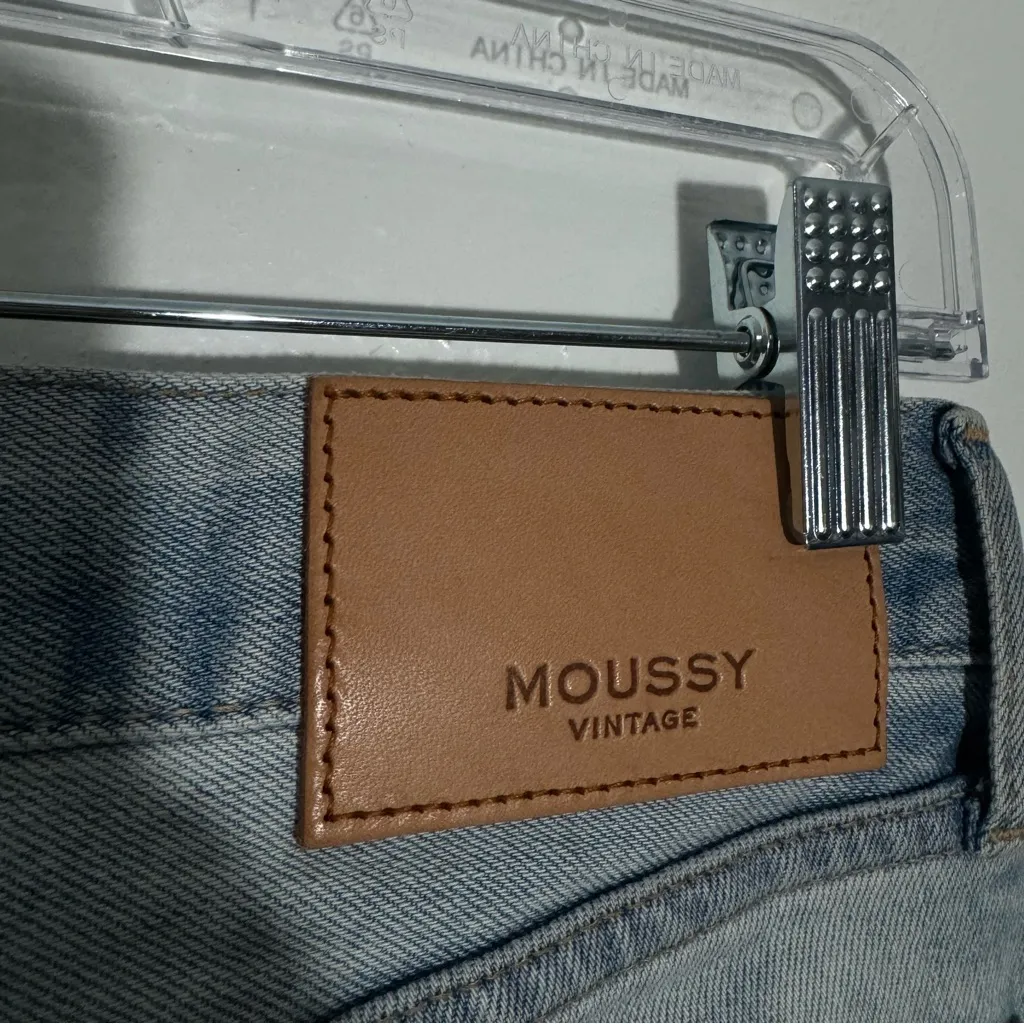 NWOT Moussy Vintage Vivian‎ Ripped Crop Skinny In Blue Size 24 - Image 8
