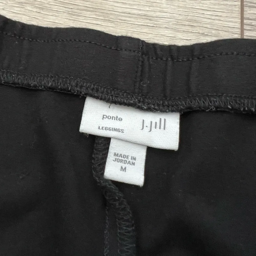 J. Jill Ponte Thick Knit Solid Black Classic Leggings | Medium - Image 4