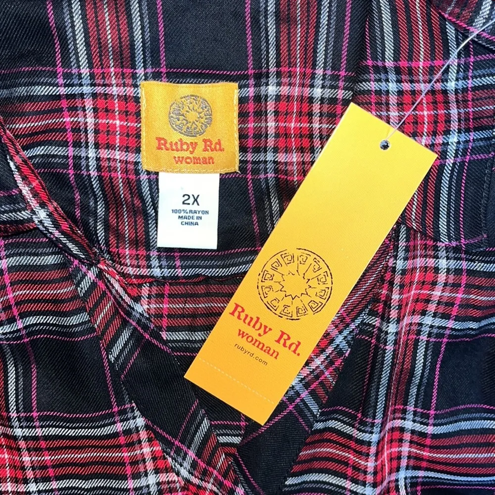 Ruby Rd. Woman NWT 2X Black - Red & Pink Plaid Roll-Tab Sleeve Button Down Shirt - Image 5