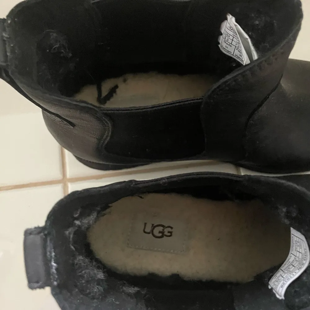 UGG leather boots - Image 3