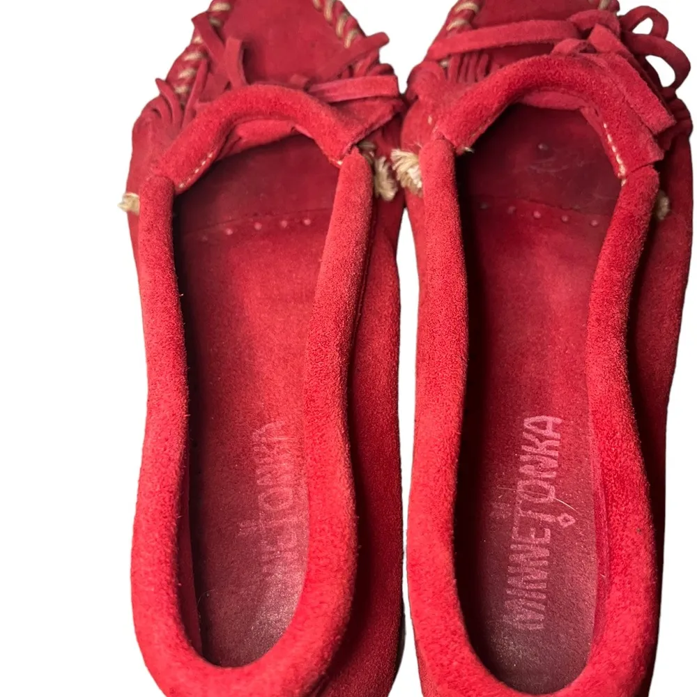 Minnetonka Style 406 Kilty Hardsole Moccasin Sz 6 - Image 5