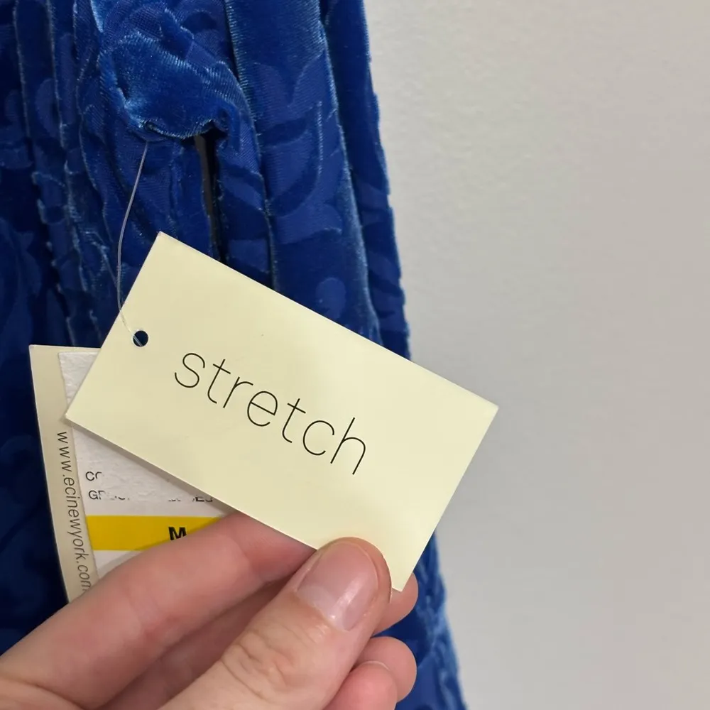 NWT ECI New York Blue Velvet Bell Sleeve Mini Dress - Size M - Image 7