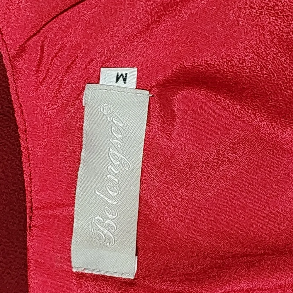 Belongsci Wine Red Vneck Bell Sleeve Crepe Shift Dress Size Medium - Image 7