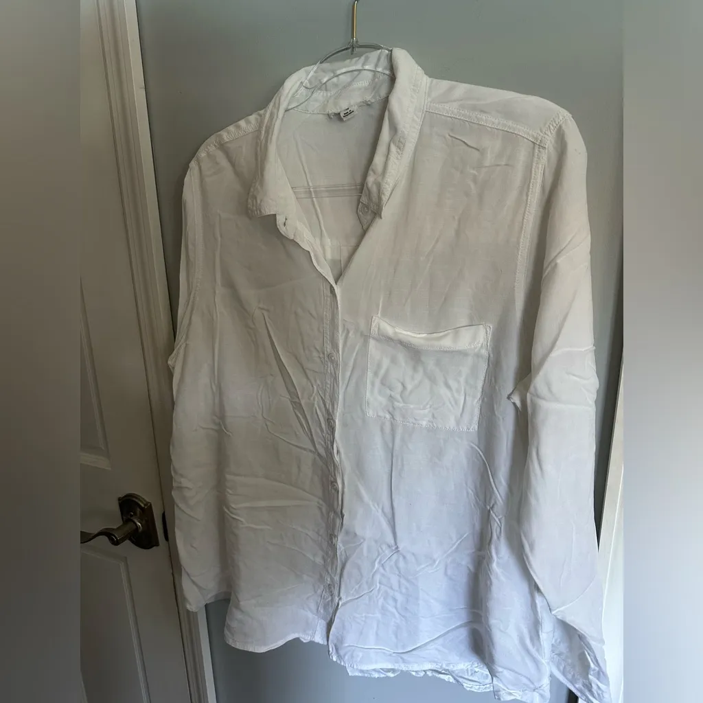 White Linen Button Down Shirt - Image 4