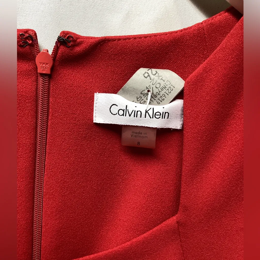 Calvin Klein sheath dress. Size 8. Vibrant red - Image 8