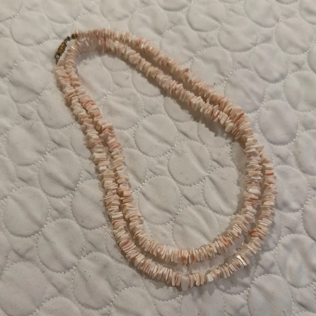 Women Elegant Chic long Pink Shell Necklace summer spring - Image 2