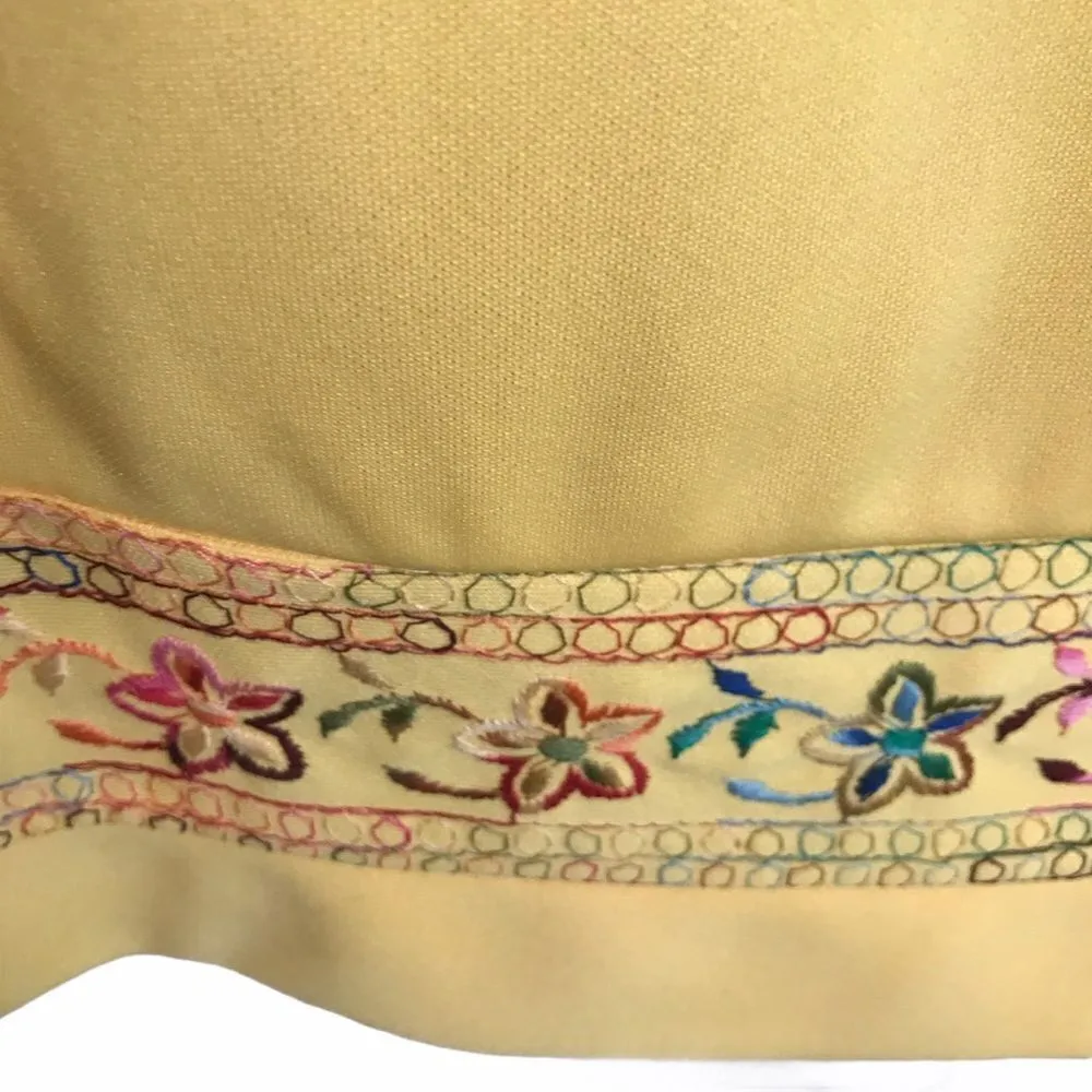 Vintage 70s Embroidered Floral Boho Pocket Skirt Dirndl, Marigold Saffron Yellow Size M - Image 9