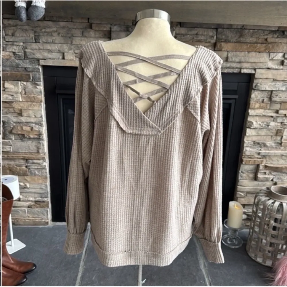 BKE Beige Ribbed Knit Top - Image 5