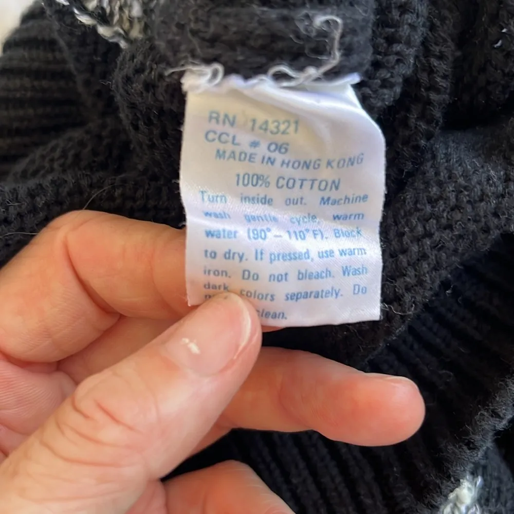 Vintage cotton Pringle of Scotland knit sweater. Size XL Black - Image 5