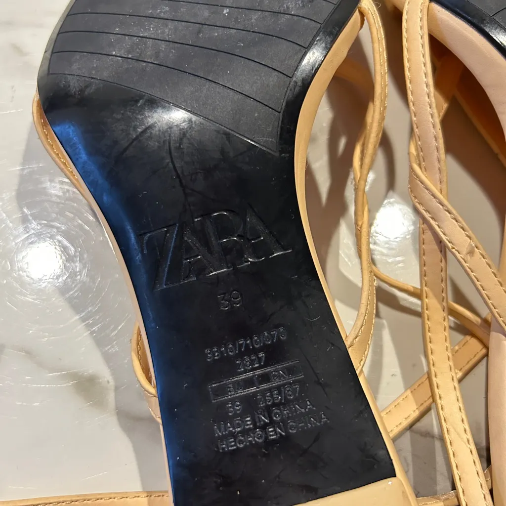 Zara Women's Cream Strappy Sandals - Image 4