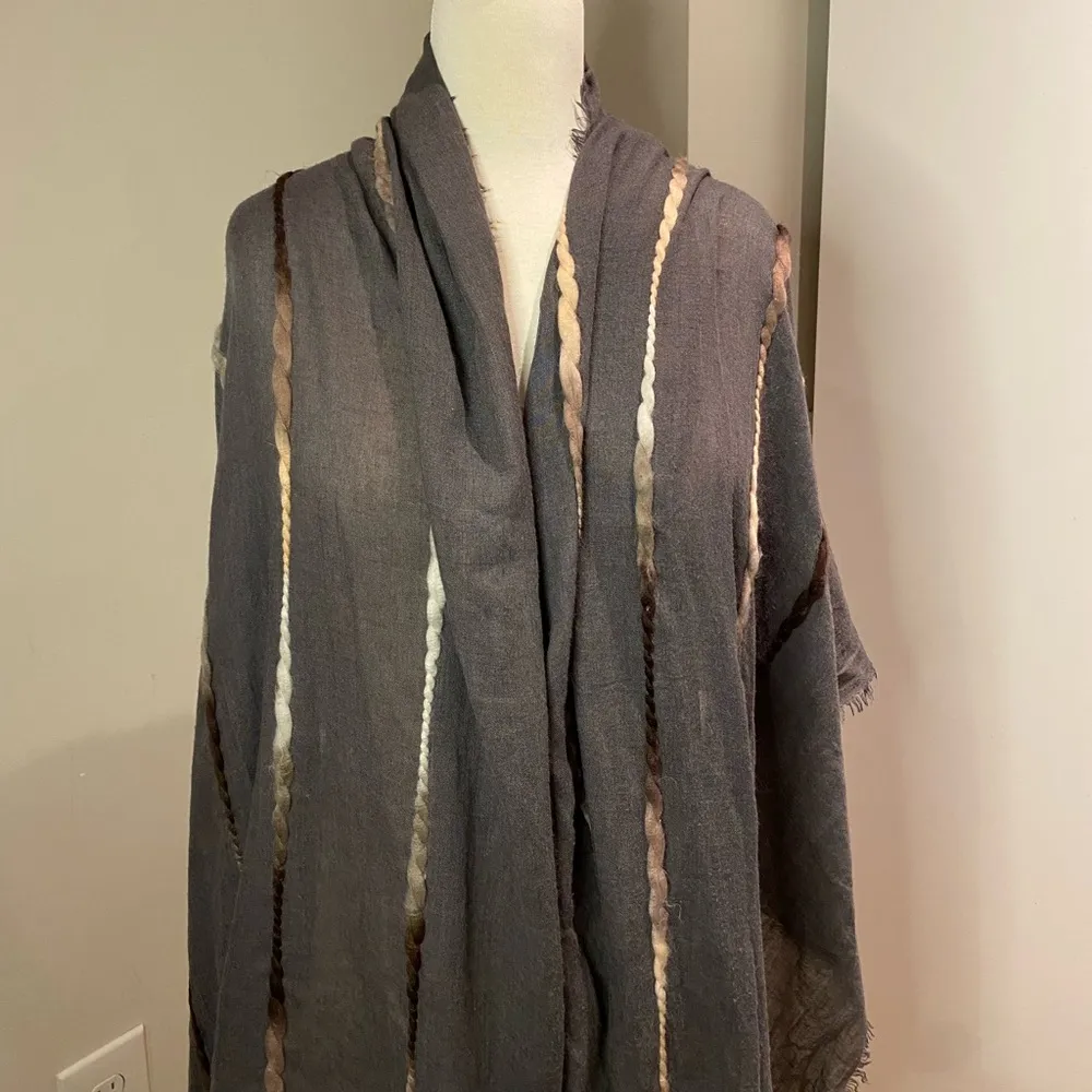 Simply Vera Vera Wang Long Gray Scarf - Image 4