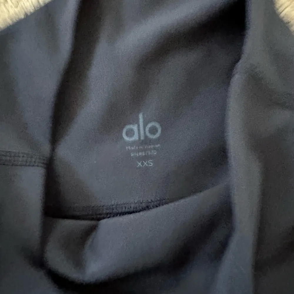 ALO biker shorts - Image 2