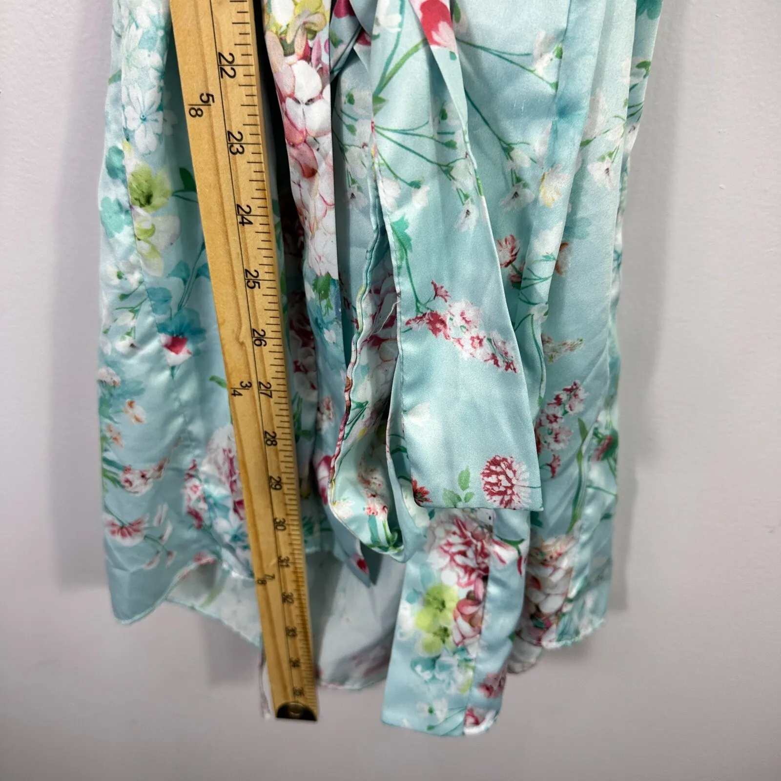 Flora Nikrooz Robe Women XS/S Satin Floral Lounge Wrap Romantic‎ Coquette Fairy - Image 4