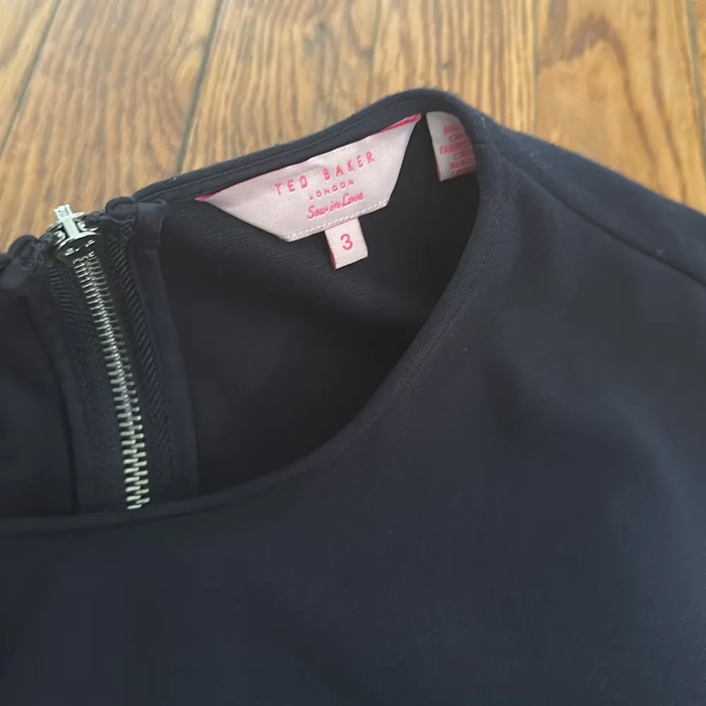 Ted Baker Burford Navy double layer embellished sheath dress size 3 TED - US 8 - Image 3