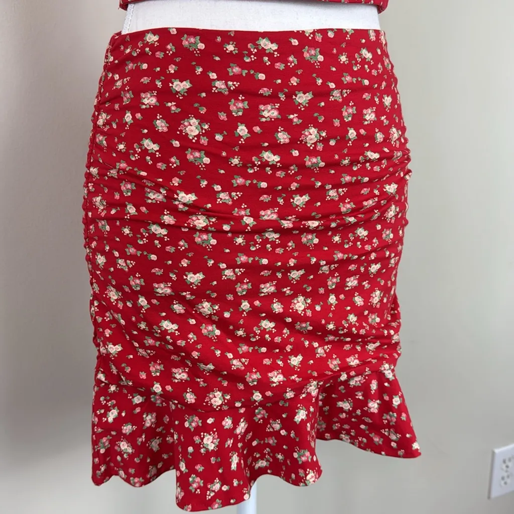 NWT Tiger Mist‎ Red Floral Set - Image 4