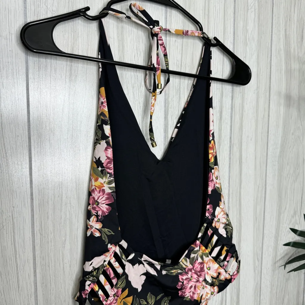 NWT Vitamin A Bianca Floral Scoop Back Plunge Halter Reversible Swimsuit Small - Image 12