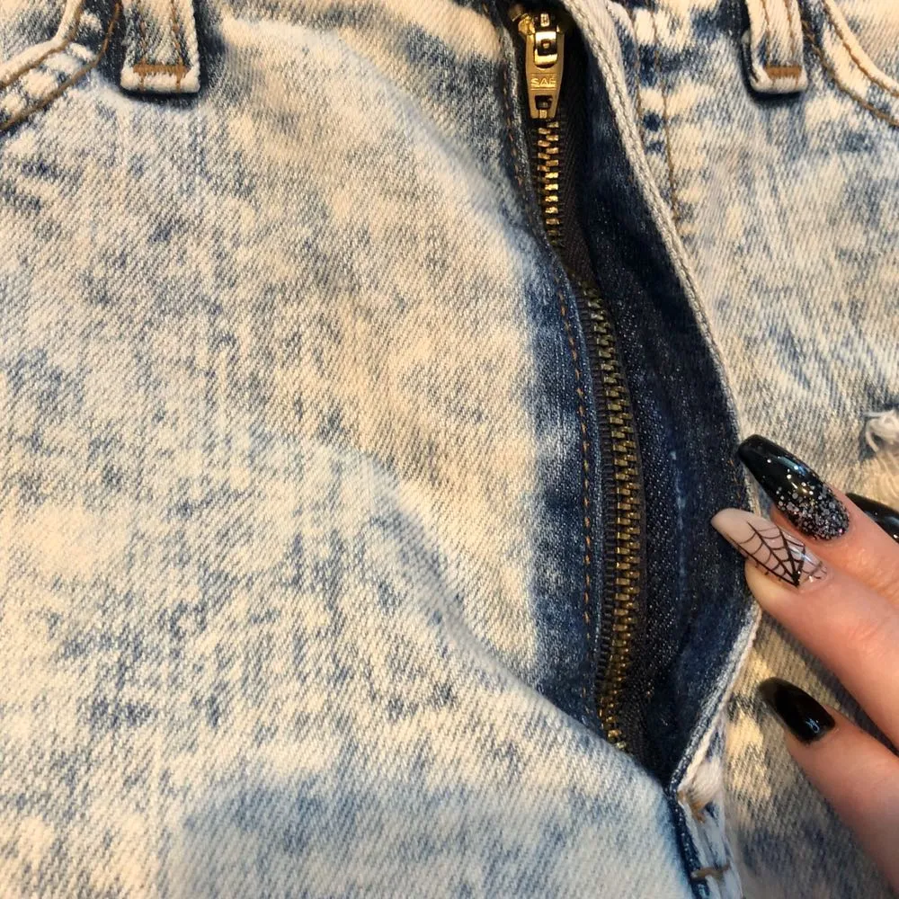 Vibrant M.I.U High Waisted Distressed Shorts - Image 4