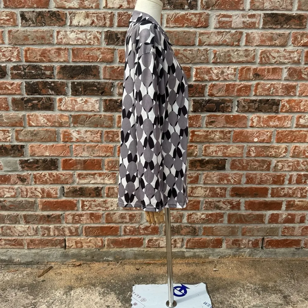 Grey patterned zip - Image 8