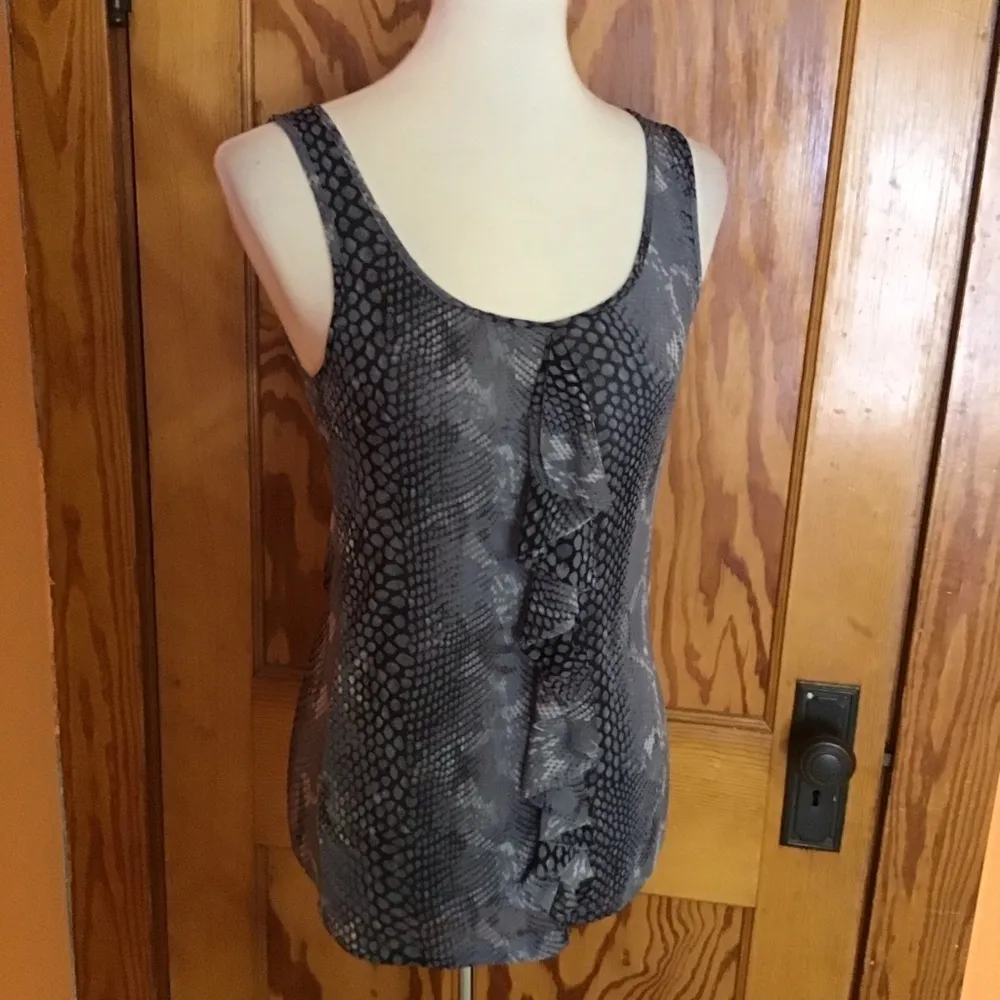 Express sexy snakeskin tank top - Image 9