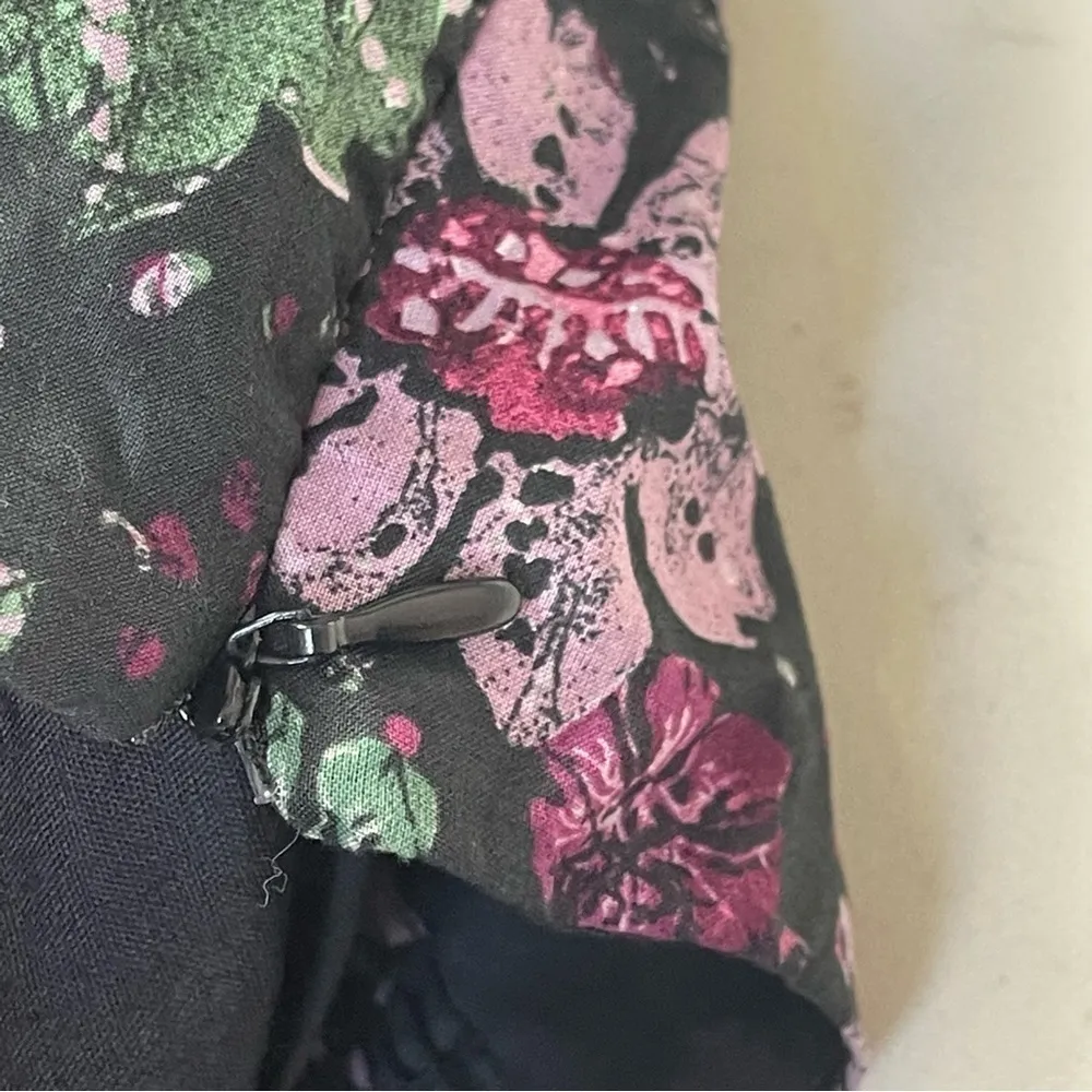 NWT ZARA - crop top floral black purple green 100% cotton Sz L - Image 7