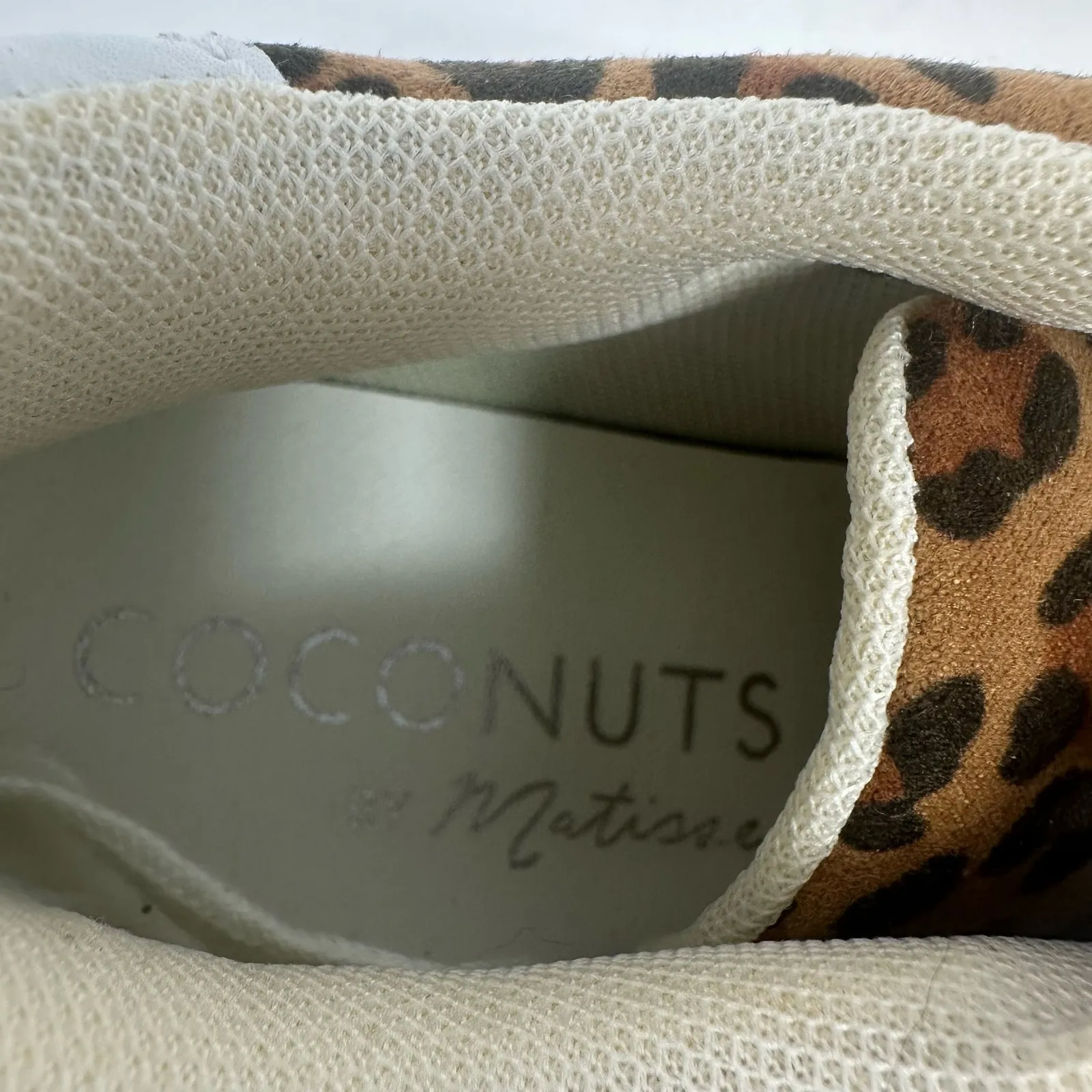 Coconuts by Matisse Size 8 Sneakers White Leopard Print‎ Lace Up Casual Shoes - Image 5