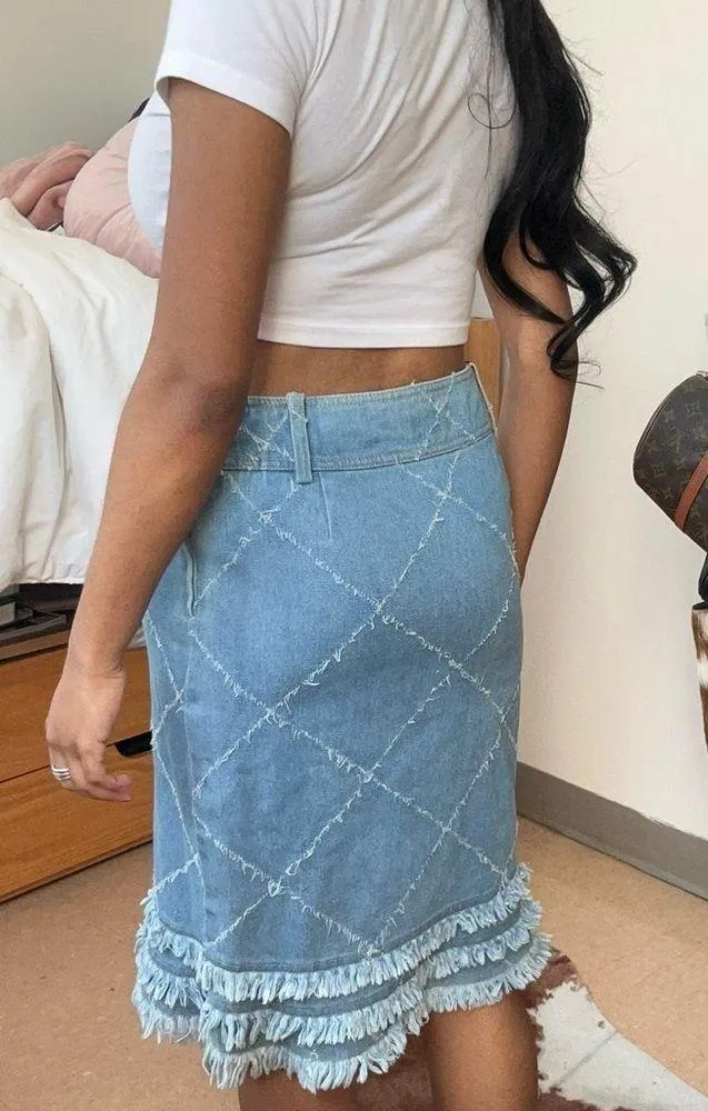 Burberry  blue skirt - Image 6