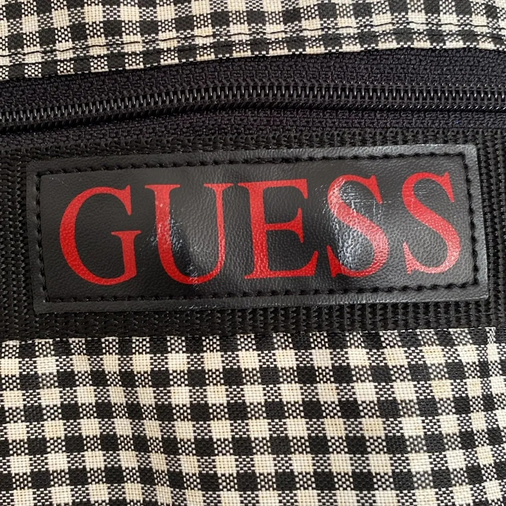 Guess 90s gingham tote bag. - Image 3