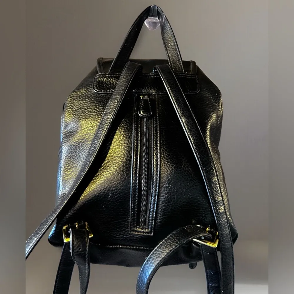 Crazy Horse Leather Backpack Black Zipper-Back Front Compartment Pull-Tie Top - Image 5