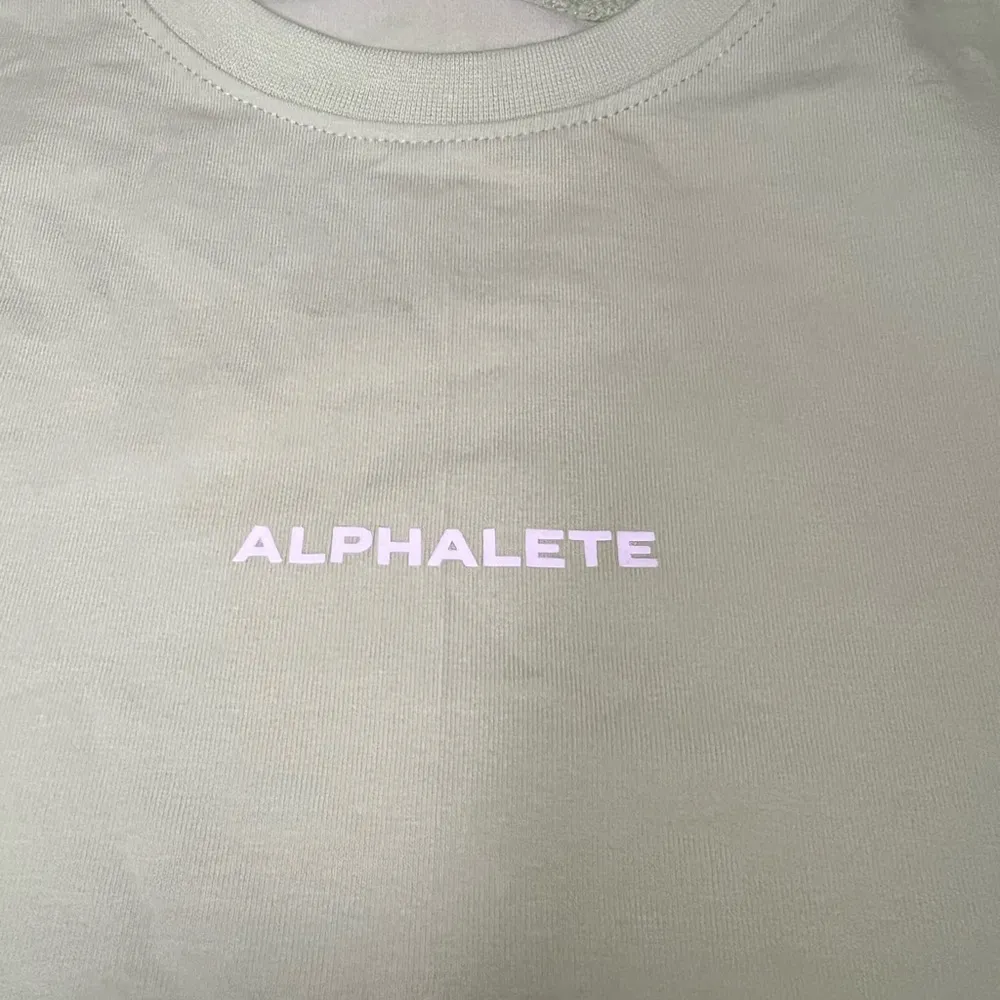 Alphalete Light Green T-Shirt - Image 4