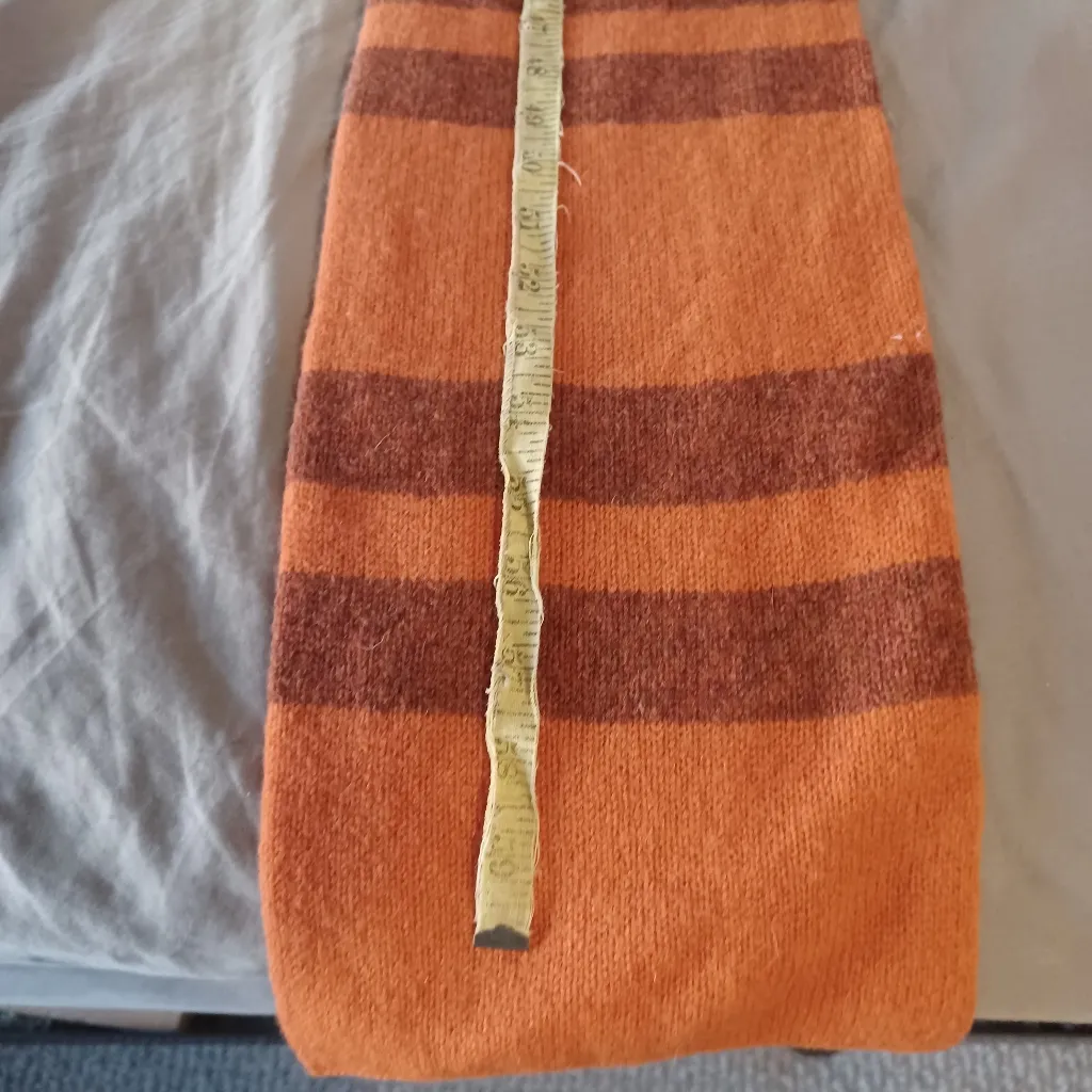 Gap 100% Lambswool scarf Orange w Blue stripes 61 in x 7 in preppy Unisex - Image 5