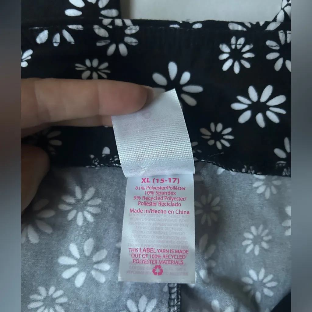 NoBo Black and white flower print flare leggings XL - Image 4