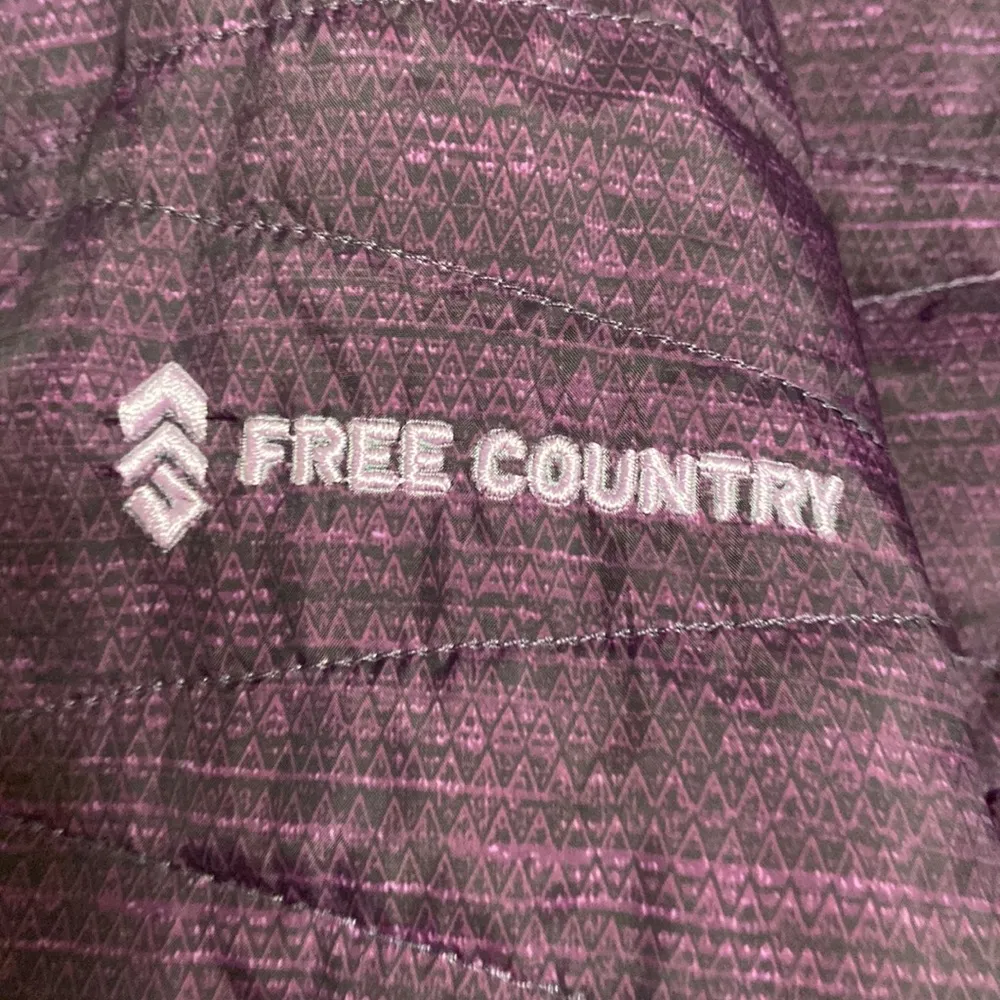 Free Country Women Vest size L  so beautiful vest can be worn on both side - Image 12