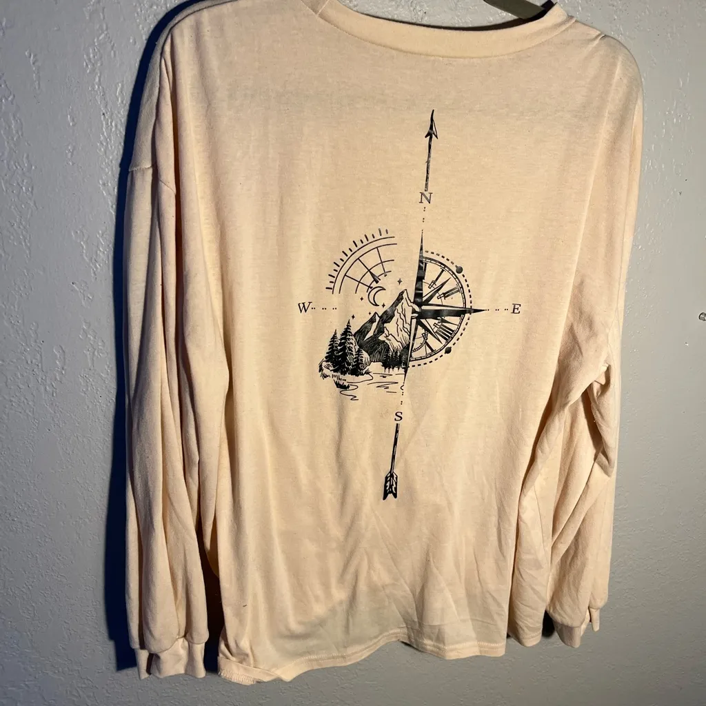 SHEIN Cream Pink Long Sleeve Tee Graphic Compass Design Sweater T Shirt SZ L - Image 2