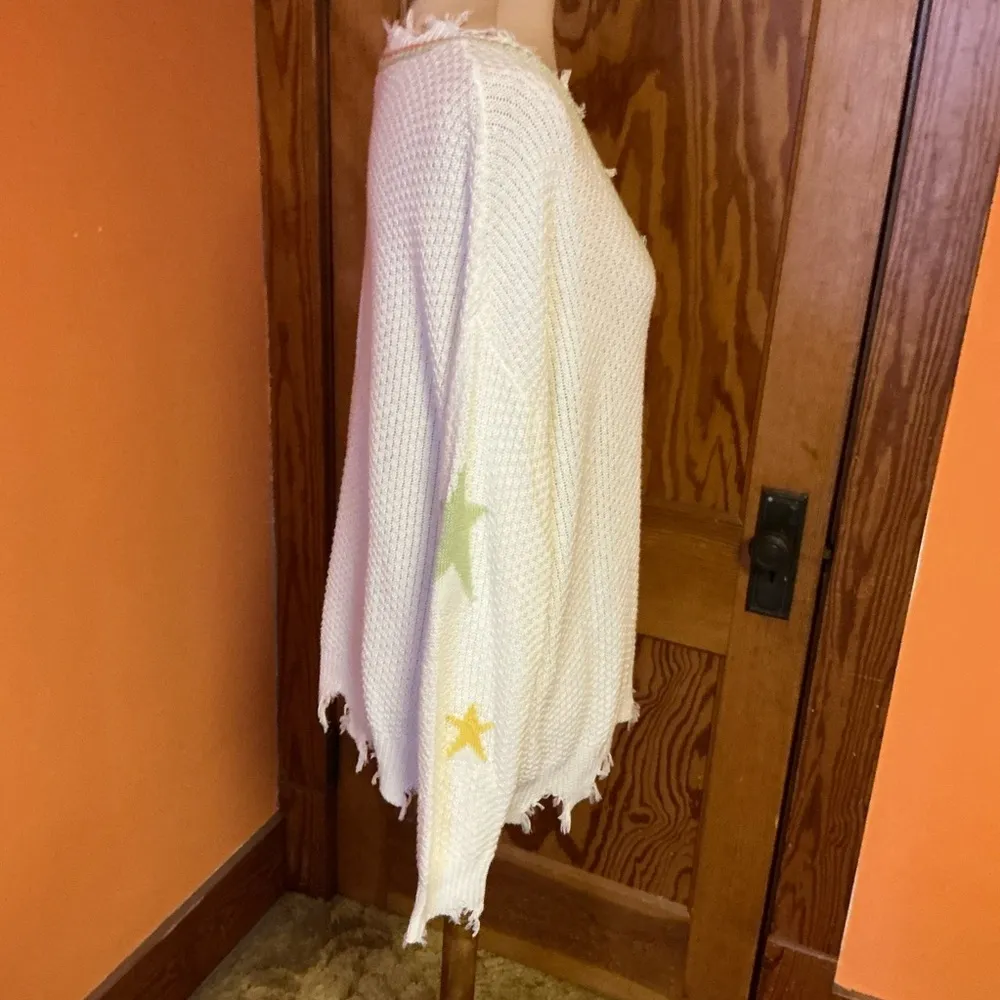 Hem & Thread Star Knit V-Neck Sweater Distressed Hem Boho Cozy - Image 7