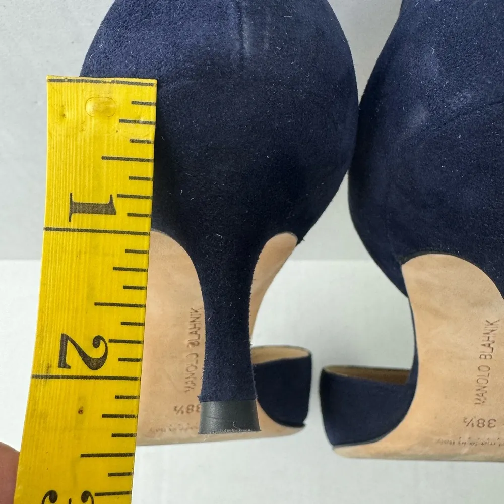Manolo Blahnik Collina Navy Blue Suede Pointed Toe Pumps Size 38 1/2. - Image 7