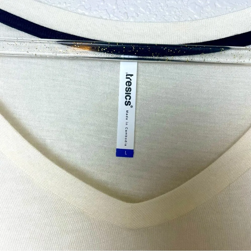 TRESICS Semi Sheer Women's Cream V-Neck Sporty Vneck Tee Size L - Image 3