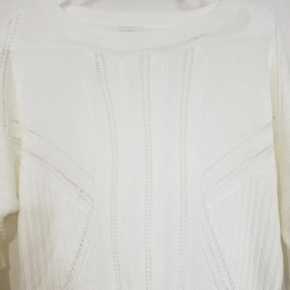 New York & Company Boxy Sweater Size XS - Image 2