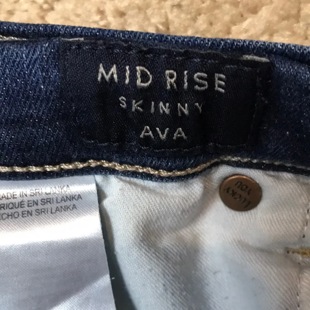 Lucky Brand Women’s Mid Rise Skinny Ava Medium Wash Ankle Denim Jeans - Image 11