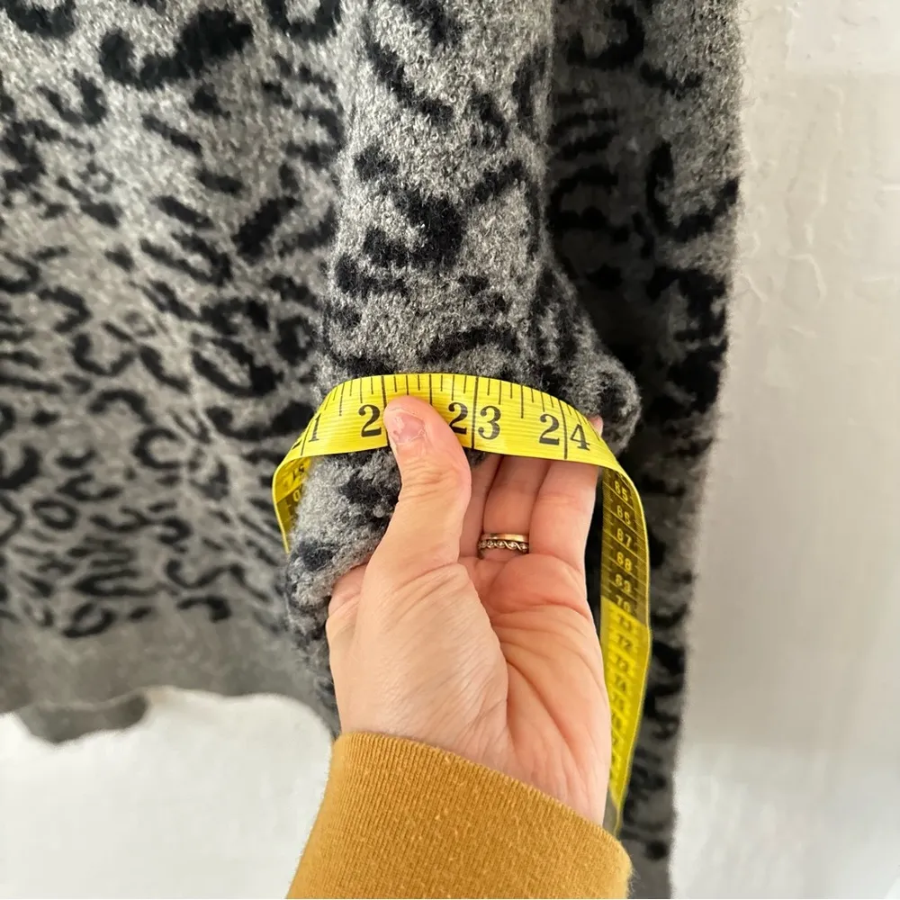 John + Jenn Cheetah Gray Black Xavier High Neck Pullover Sweater S Petite - Image 4