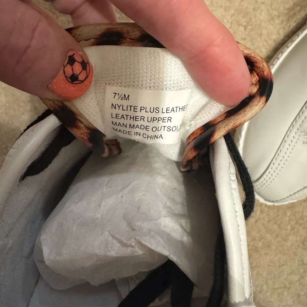 NWT Tretorn White Sneakers with Leopard Accent - Image 5