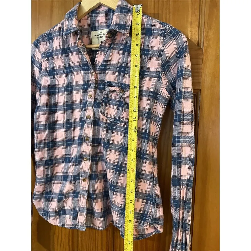 Abercrombie And Fitch Womens Pink And Blue Button Up Flannel Size S - Image 4