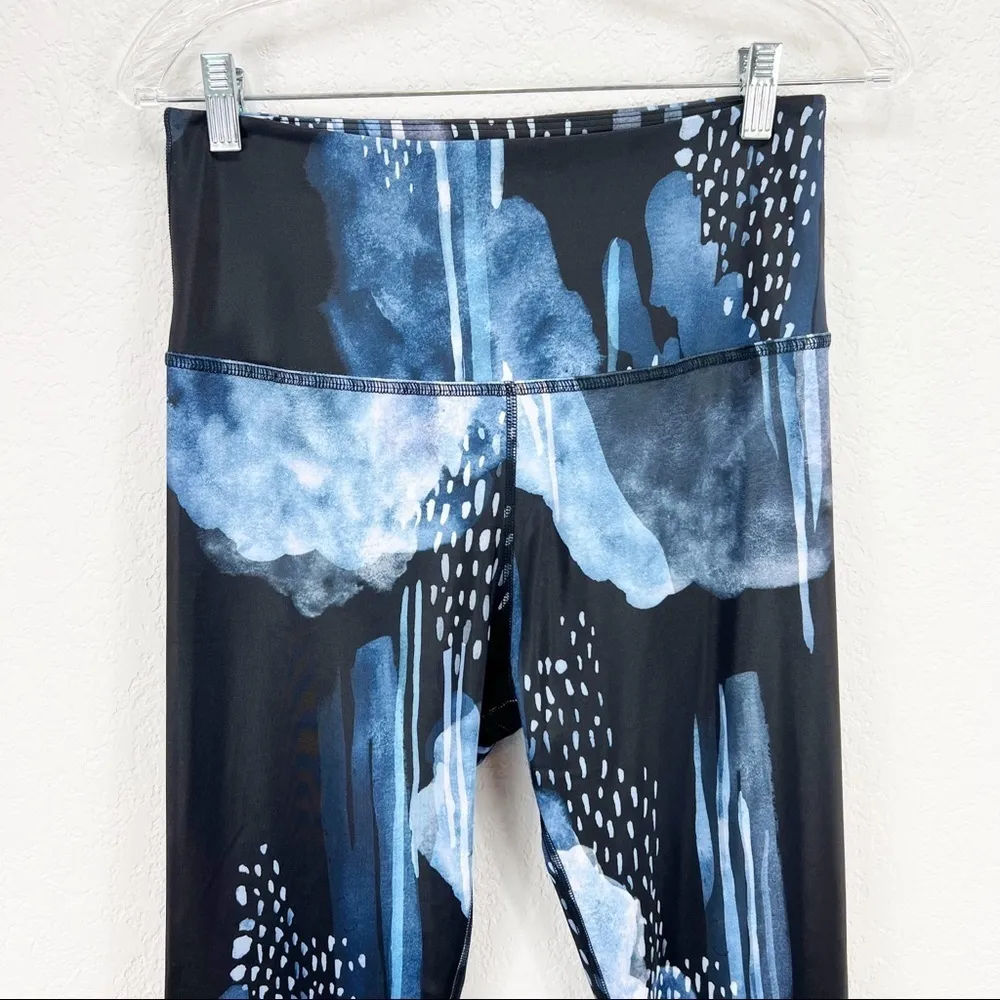 Beyond Yoga Lux High Waist Midi Legging in Rainy Clouds Blue Revolve Size XL - Image 3