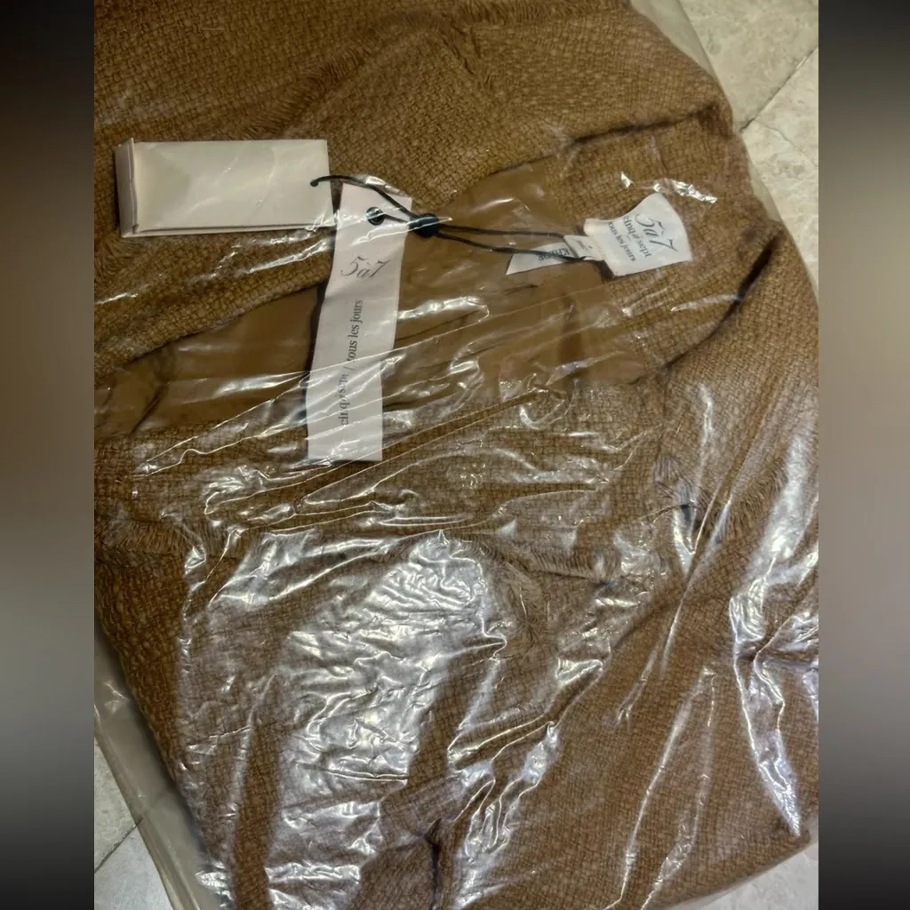 NWT Cinq a Sept Boucle Khloe Blazer - Image 7